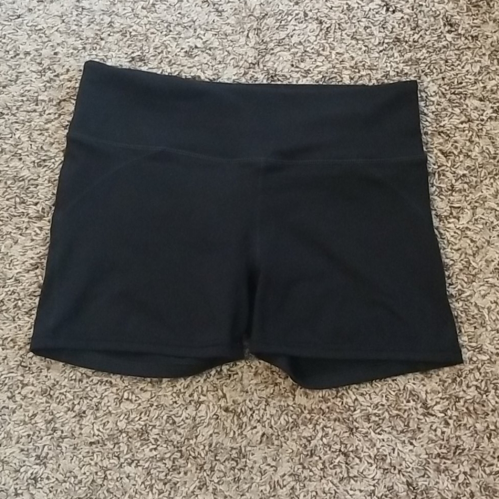 Fabletics Black Biker shorts xs/4